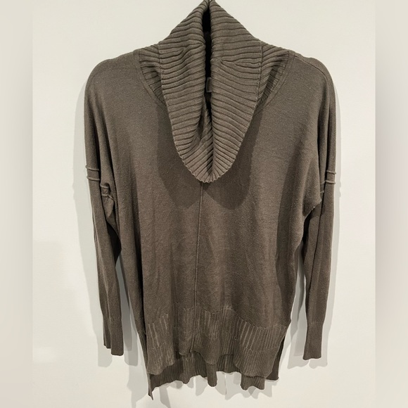 Cupio Womens Sweater Size M Olive Green-gray Cowl Neck Knit Hi-lo butter soft - Picture 1 of 8